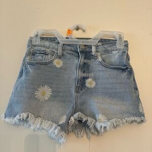 Womens Material Girl daisy jeans shorts 1